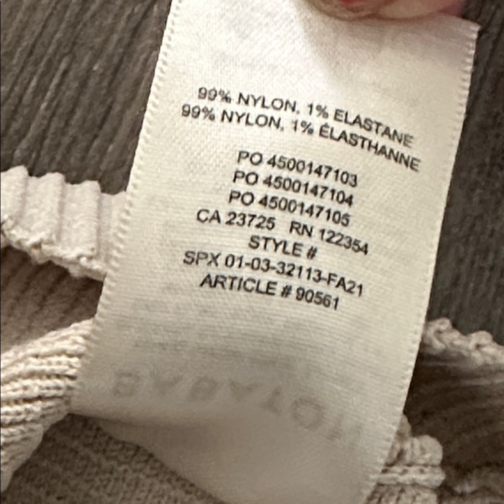 Aritzia Babaton empire sculpt long sleeve top matte pearl small - Picture 7 of 7